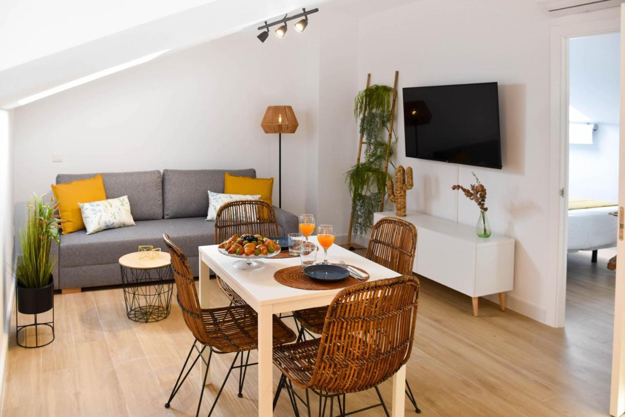Holidays2Malaga Trinidad Renovated 1 Bedroom Penthouse Close To City Center Luaran gambar