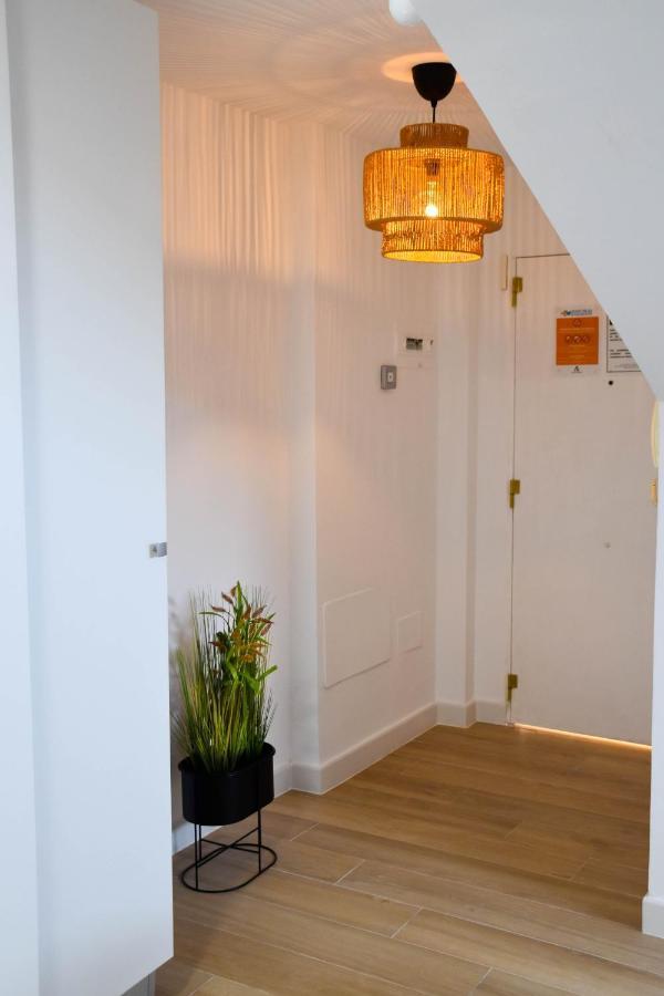 Holidays2Malaga Trinidad Renovated 1 Bedroom Penthouse Close To City Center Luaran gambar