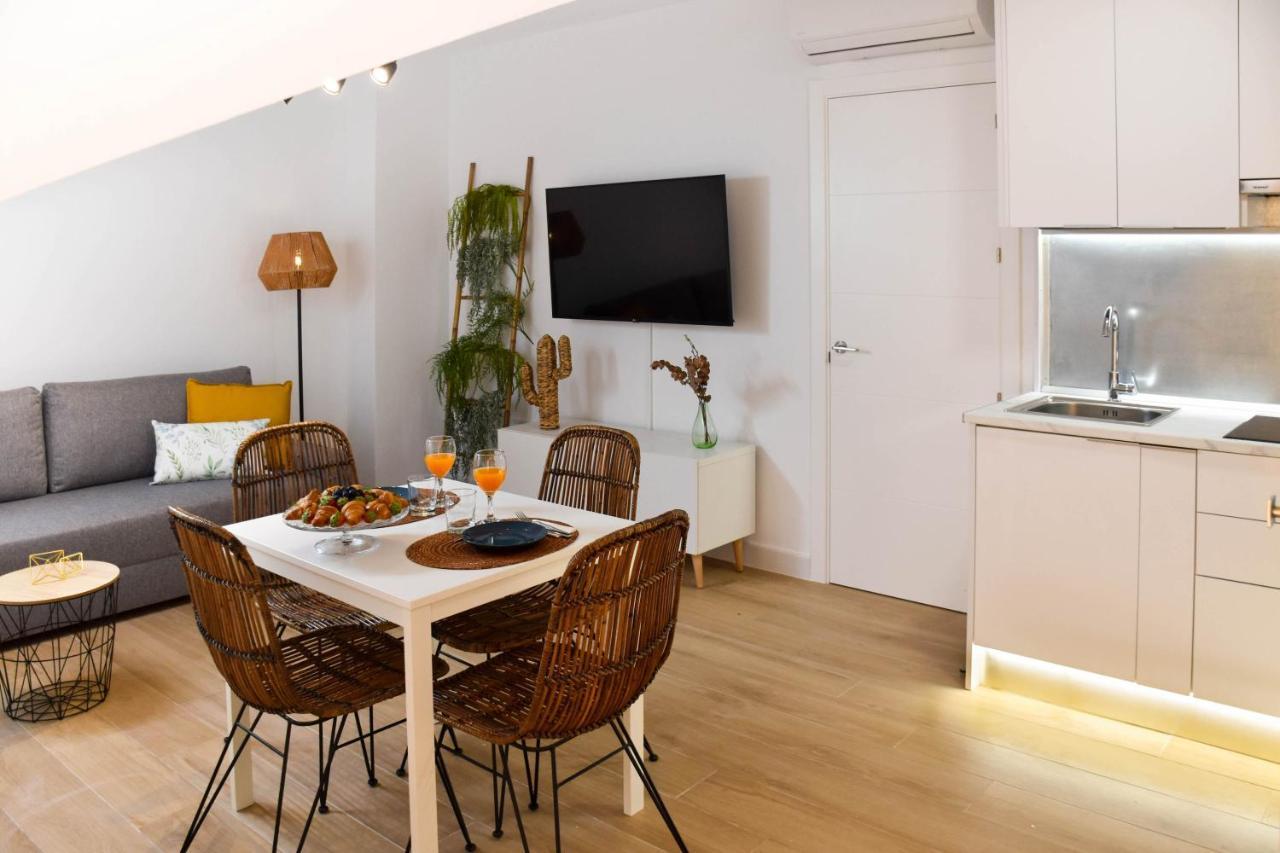 Holidays2Malaga Trinidad Renovated 1 Bedroom Penthouse Close To City Center Luaran gambar
